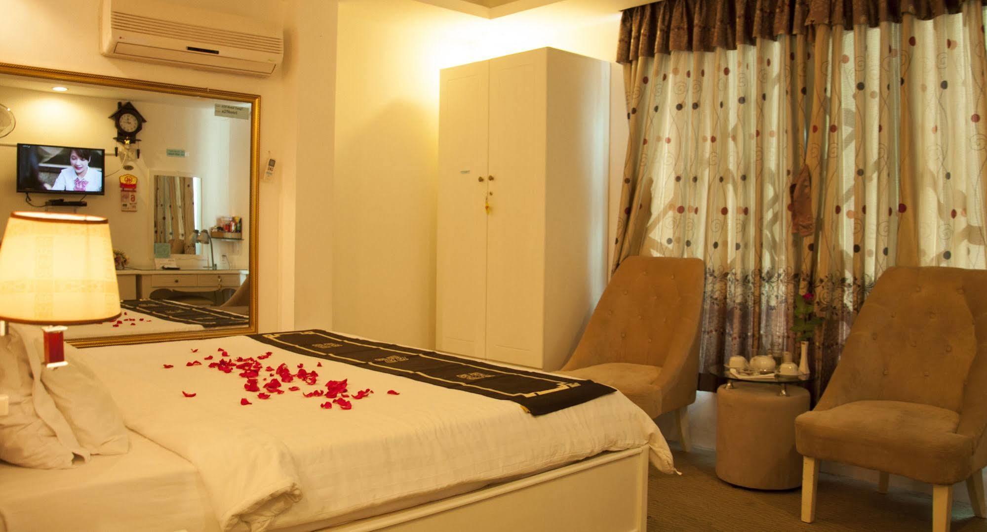 Khách sạn A25 - 274 đề Thám TP. Hồ Chí Minh